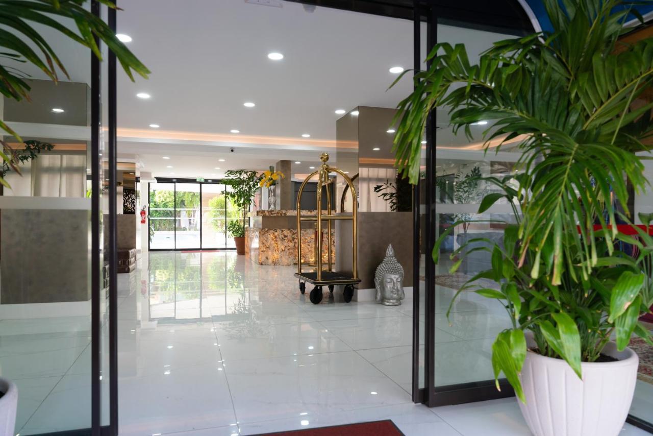 Ibis Styles Cayenne Centre Amazonia Hotel Exterior foto